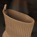 Bota Anatômica Feminina Monique Classic Leve e Confortável