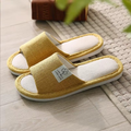 Chinelo Anatômico Feminino Fluffy Leve e Antiderrapante
